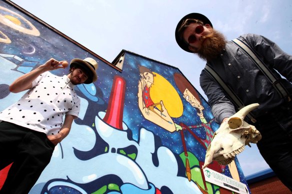 Archive PHOTO BY SIMON PENDRIGH pdi photo & film 07770644461 simon.pendrigh@btinternet.com simonpendrigh.com