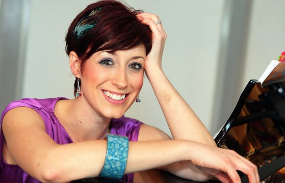 COPYRIGHT PHOTOGRAPH by SIMON PENDRIGH pdi photo & film 07770644461 simon.pendrigh@btinternet.com simonpendrigh.com