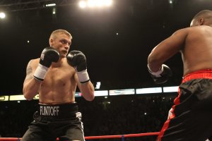 Andrew Freddie Flintoff Wins!!