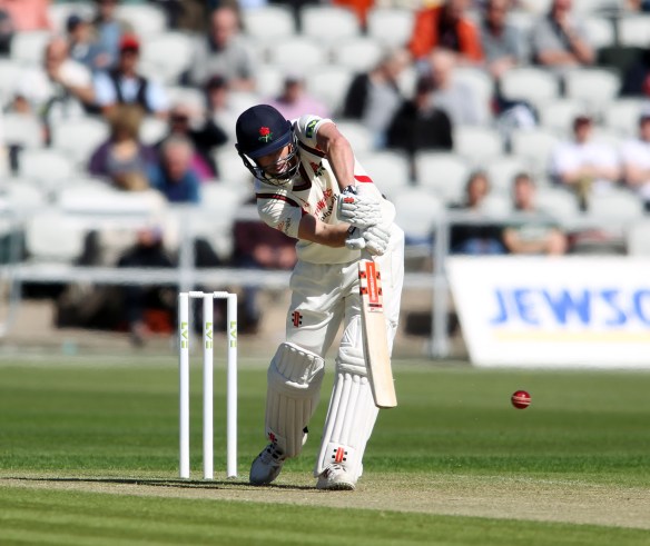 SHP_LANCS_vkent260415_001