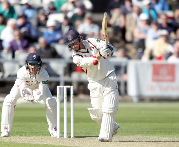 SHP_LANCS_vkent260415_032