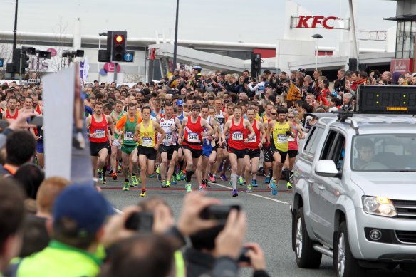 Manchester Marathon 2015  start