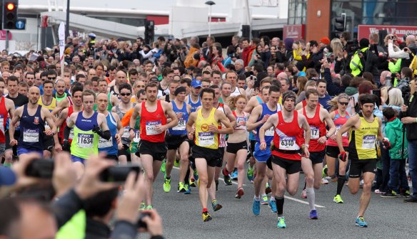 Manchester Marathon 2015  start