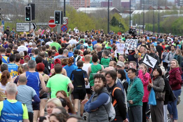 Manchester Marathon 2015  start