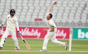 LANCASHIRE COUNTY CRICKET CLUB Emirates Old Trafford LV= County Championship LANCS V GLOUCESTERSHIRE 10/05/15 Day1 peter Siddle bowling