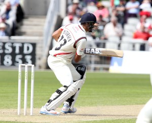 LANCASHIRE COUNTY CRICKET CLUB Emirates Old Trafford LV= County Championship LANCS V GLOUCESTERSHIRE 11/05/15 Day2 Alviro Petersen batting