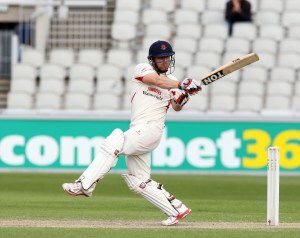 LANCASHIRE COUNTY CRICKET CLUB Emirates Old Trafford LV= County Championship LANCS V GLOUCESTERSHIRE 11/05/15 Day2 Steven Croft batting