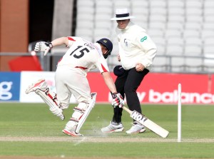 LANCASHIRE COUNTY CRICKET CLUB Emirates Old Trafford LV= County Championship LANCS V GLOUCESTERSHIRE 11/05/15 Day2 Steven Croft batting