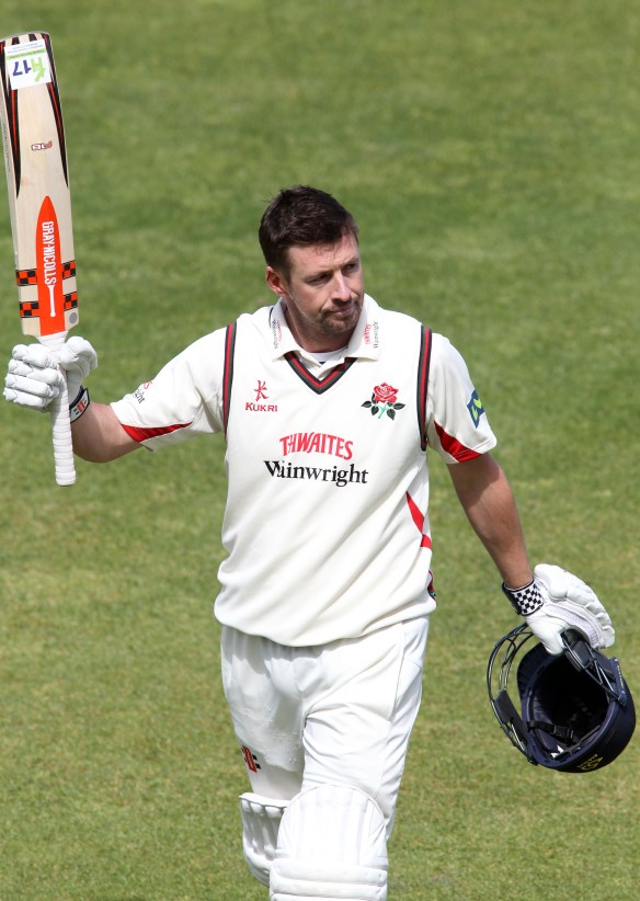LANCASHIRE COUNTY CRICKET CLUB Emirates Old Trafford LV= County Championship LANCS V GLOUCESTERSHIRE 12/05/15 Day3 Paul Horton