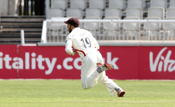 LANCASHIRE COUNTY CRICKET CLUB Emirates Old Trafford LV= County Championship LANCS V GLOUCESTERSHIRE 13/05/15 Day4 Arron Lilley takes the catch to dismiss Miles off the bowling of Peter Siddle