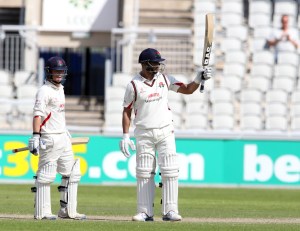 LANCASHIRE COUNTY CRICKET CLUB Emirates Old Trafford LV= County Championship LANCS V GLOUCESTERSHIRE 13/05/15 Day4 Alviro Petersen batting 50