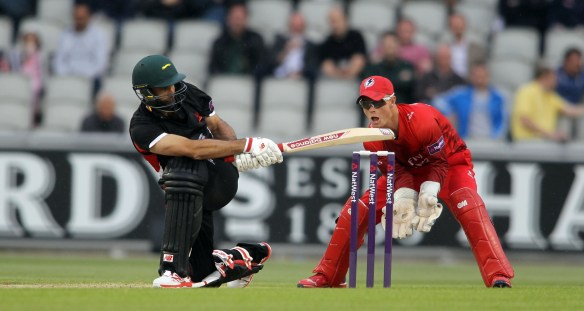 LANCASHIRE COUNTY CRICKET CLUB Emirates Old Trafford NatWest t20 Blast, North Group:  Lancashire Lightning v Leicestershire Foxes 15/05/15 KJ O'Brien sweeps