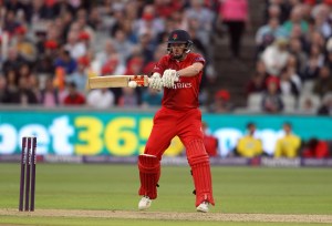 LANCASHIRE COUNTY CRICKET CLUB Emirates Old Trafford Lancashire Lightning v Birmingham Bears Nat West t20 Blast 26/06/15 Paul Horton batting