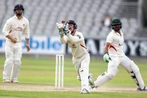 LANCASHIRE COUNTY CRICKET CLUB Emirates Old Trafford Lancashire v Leicestershire LV= County Championship Division Two, 16/06/15 Alex Davies takes the catch to dismiss Akmal of Lilley