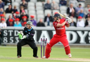 LANCASHIRE COUNTY CRICKET CLUB Emirates Old Trafford Lancashire Lightning v Worcestershire Rapids Nat West t20 Blast 18/06/15 James Faulkner batting