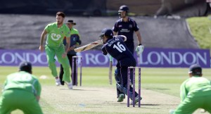 LANCASHIRE COUNTY CRICKET CLUB Blackpool Cricket Club Royal London One-Day Cup Lancashire v Middlesex 29/07/15 Eoin Morgan batting