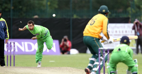 LANCASHIRE COUNTY CRICKET CLUB Liverpool CC Royal London One-Day Cup Lancashire v Nottingham Stephen Parry 04/08/15