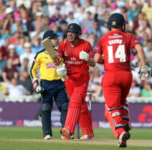 lancs batting James Faulkner hits the winning 6 six Nat West t20 Blast Finals day Edgbaston semi final LANCASHIRE COUNTY CRICKET CLUB v Hampshire 29/08/15