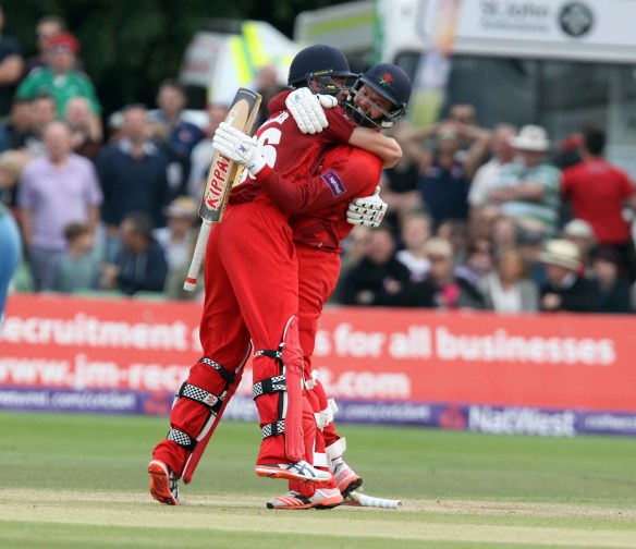 KENT COUNTY CRICKET CLUB t20 blast Quarter final Kent v Lancashire 15/08/15 arron Lilley and James Faulkner celebrates their win