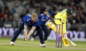 ENGLAND v AUSTRALIA Royal London One Day Series LANCASHIRE COUNTY CRICKET CLUB Emirates Old Trafford 08/09/15