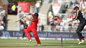 LANCASHIRE COUNTY CRICKET CLUB Emirates Old Trafford Lancashire Lightning v Yorkshire Vikings Nat West t20 Blast 03/07/15 Ashwell Prince